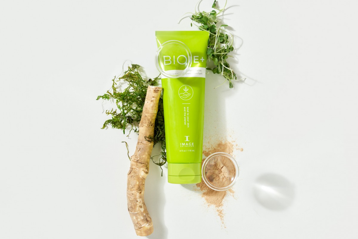 BIOME--CLEANSING-COMFORT-BALM-HERO-SHOT-02_edited