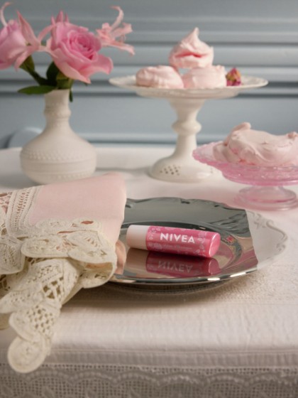 Labello Bridgerton Rose Meringue ajakápoló